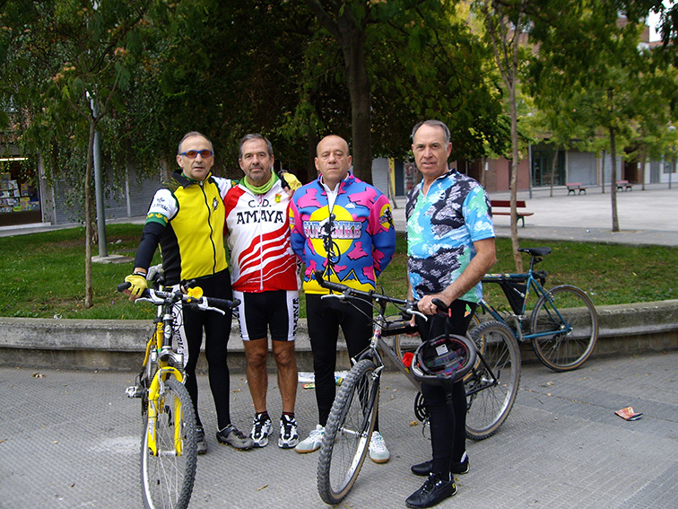 PRIMEROS FICHAJES DEL PELOTON